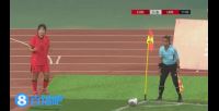 U20女足2-0领先！黎巴嫩女足门将防角球失误，刘玲门前将球碰进图片