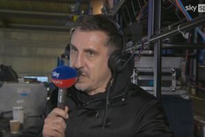 内维尔：维尔茨对比赛的理解显得很稚嫩，跑位糟糕又过多参与防守