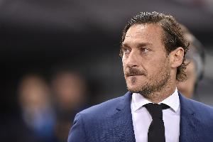 托蒂：之前我批评点球的录音是AI制作，希望苏莱加入意大利国家队