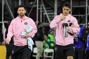 最佳搭档！梅西与苏亚雷斯目前并肩作战318场，两人120次连线！