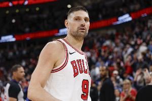 科比·怀特:武切维奇是我们攻防枢纽球队领袖 总能打出关键表现